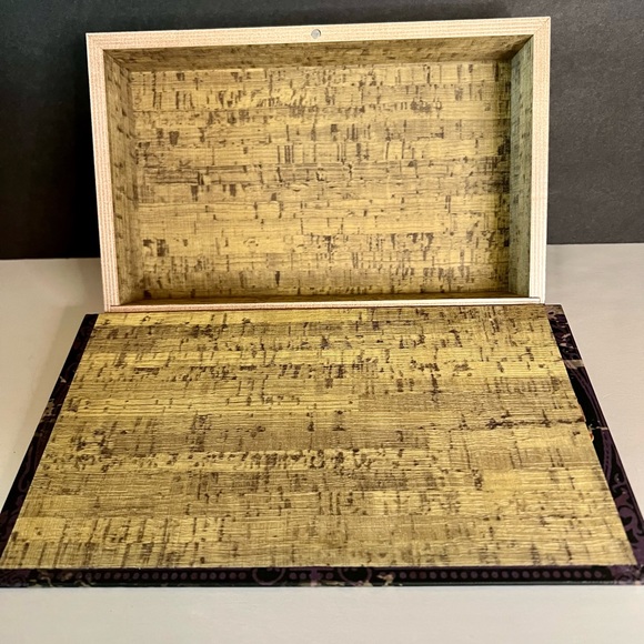 Halloween Flying Old Hag Witch Book Box Potions Spooky Decoration Haunted House. - Picture 4 of 7